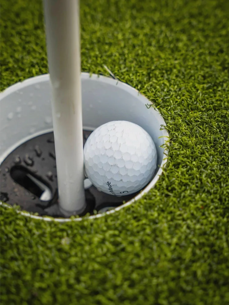 Artificial-Turf-Putting-Greens-05