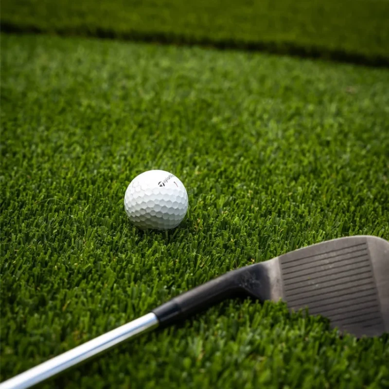 Artificial-Turf-Putting-Greens-01