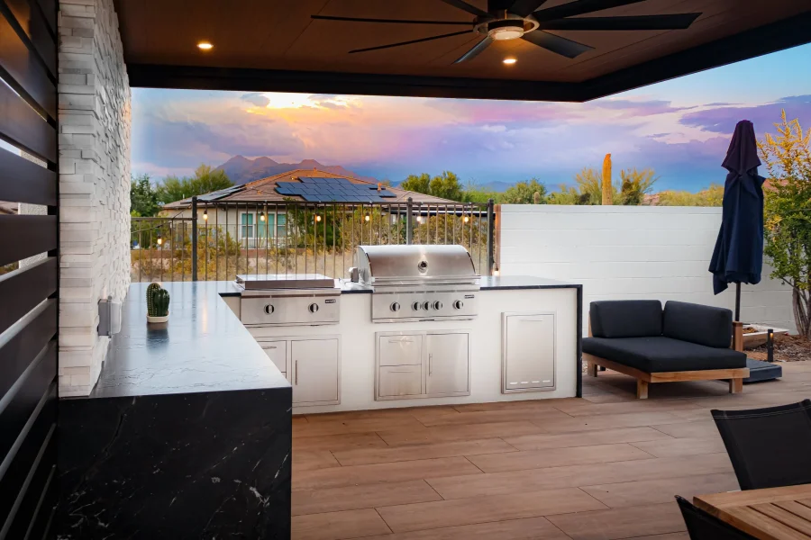 FromDesertMinimalismtoEntertainingHubs3AOutdoorKitchenTrendsShapingLandscapeDesigninGilbert2CAZ-1.webp