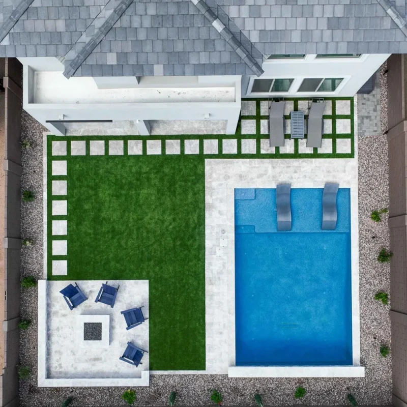 backyard+with+artificial+turf+and+poolside+turf+landscaping+in+Gilbert,+AZ (1)